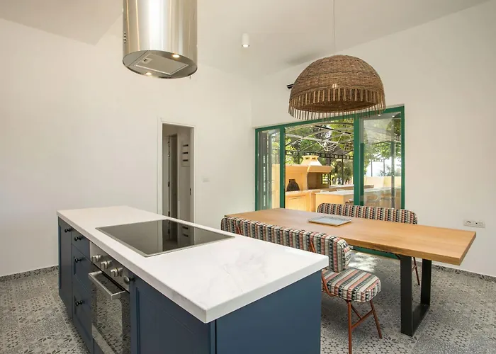 别墅 Luna Piena Pefki