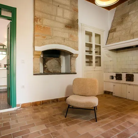 Luna Piena Villa Pefki