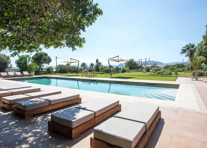 Luna Piena Villa Pefki