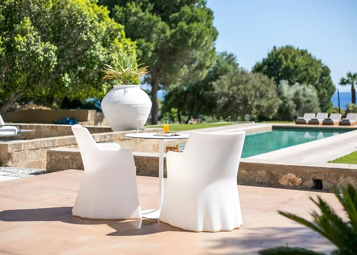 Luna Piena Villa Pefki